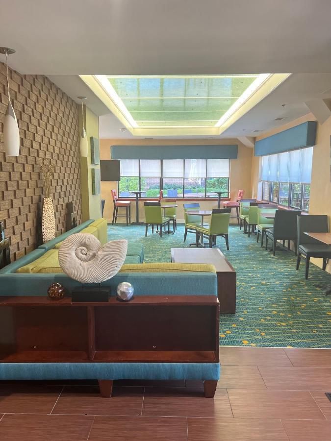Trellis 헤른던 외부 사진